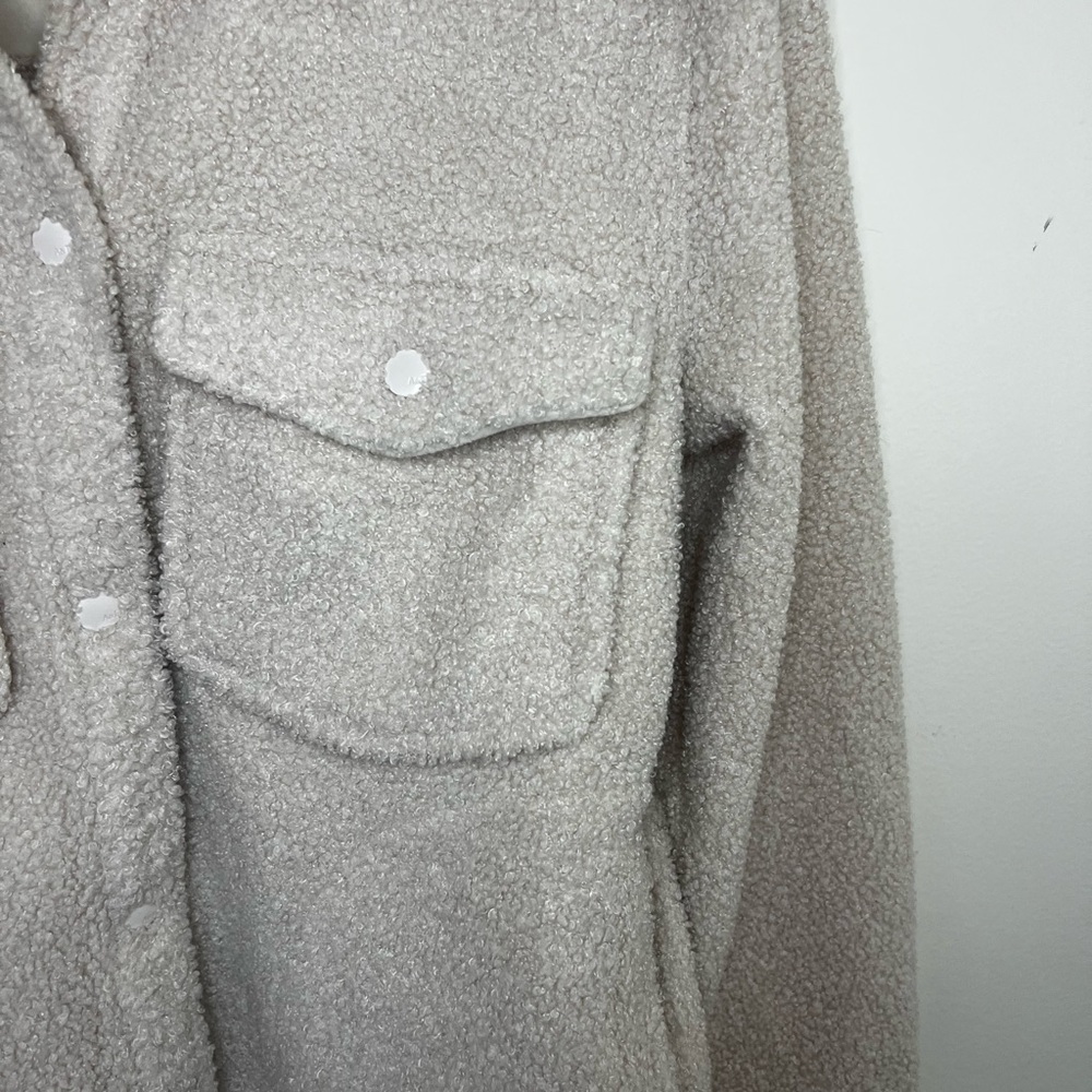 Abercrombie & Fitch Women’s XS Beige Fleece Button Up Shirt/Jacket Mint - Picture 7 of 11